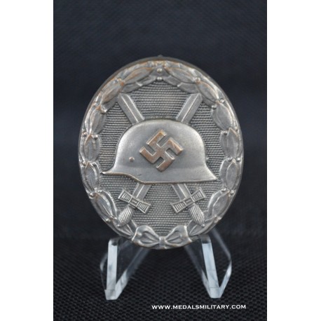 Wound Badge Silver marked 13 by Gustav Brehmer.