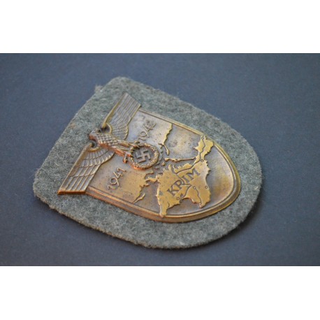 Krim Campaign Shield Wehrmacht, magnetic, maker Friedrich Orth,Wien.