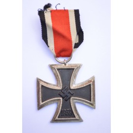 Iron Cross Second Class 1939 of unknown maker 75.