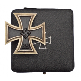 IRON CROSS FIRST CLASS 1939 MARKED 7 BY PAUL MEYBAUER, BERLIN WITH MARKED BOX.