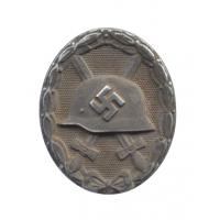  Silver Wound Badge marked L/11 maker Wilhelm Deumer, Lüdenscheid.