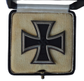 IRON CROSS FIRST CLASS 1939 MARKED 65 IN CARTON AND CASE BY Klein & Quenzer, Idar-Oberstein.