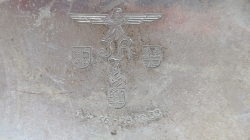 Silver plate of the 7th Infantry Regiment with silver glasses