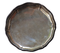 Silver plate of the 7th Infantry Regiment with silver glasses
