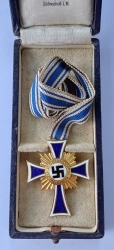 An Honour Cross of the German Mother, Gold Grade with Case, by Richard Sieper & Söhne, Lüdenscheid