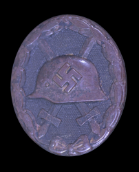 Wound Badge Black 1939 By Eduard Hahn marked EH.