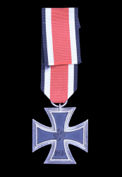 Iron cross 2nd class by E. Ferdinand Wiedmann "19"