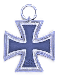 Iron Cross Second Class 1939 marked 44 of maker Jakob Bengel, Idar/Oberdonau