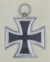 An Absolutely Mint Iron Cross Second Class 1939 marked 100. In An Case Iron Cross 2nd Class 1939 - RK Type.