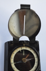 Wehrmacht compass, manufacturer Pfadfinder.