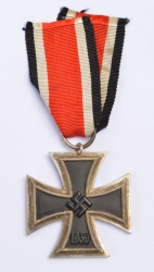 IRON CROSS 2ND CLASS BY EUGEN GAUSS "125"