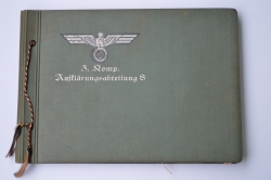 A SECOND WORLD WAR GERMAN PHOTO ALBUM.