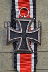 Germany, Heer. A Set Kurland Cuff Title, Iron Cross Second Class, Wound Badge With Recipient Soldbuch and Wehrpass
