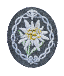 Germany. A Mountain Troop Edelweiss Sleeve Insignia.