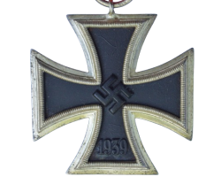 Iron Cross Second Class 1939 marked 40 of maker Berg & Nolte, Lüdenscheid.