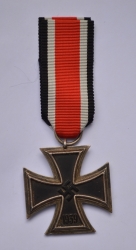Iron Cross Second Class 1939 unmarked maker Rudolf Souval, Wien.