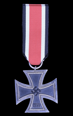 Iron Cross Second Class 1939 unmarked maker Rudolf Souval, Wien.