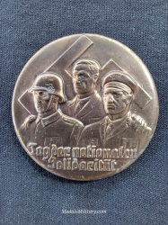 Tag der nationalen Solidarität - Tinnie.