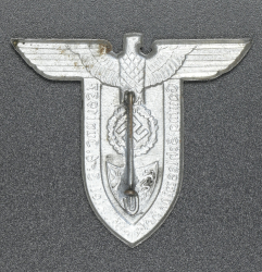 Germany. A 1937 Schleswig-Holstein-Kiel Regional Council Day Badge