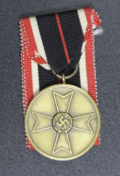 A War Merit Medal In Its Original Paper Packet Of Issue By Gottlieb Keck & Sohn, Pforzheim.