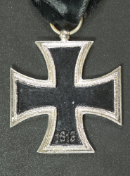 Spanish Blue Division Iron Cross Second Class 1939 with clasp and ball.