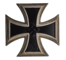 IRON CROSS FIRST CLASS 1939 IN CASE CALLED 