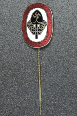 A Rad (National Labour Service) Membership Stick Pin