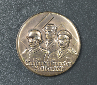 Tag der nationalen Solidarität - Tinnie.